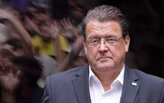 In unseren Städten ist kein Platz für zerstörende und schlagende Migranten